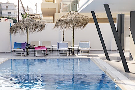 Alexia Premier City Hotel